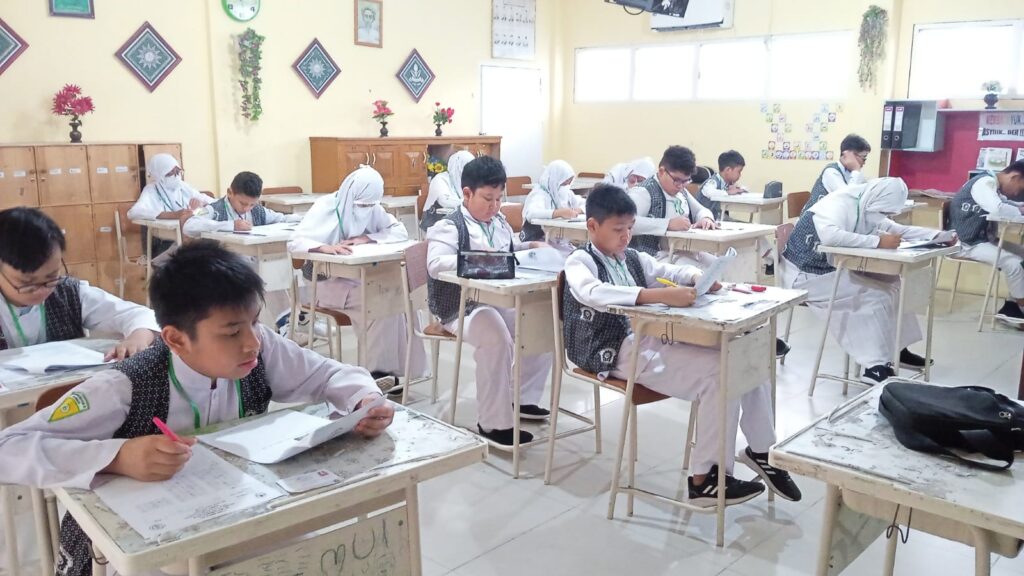 Sebanyak 160 Siswa-siswi SD Muhammadiyah 8 & 10 Ikuti Ujian Sekolah ...